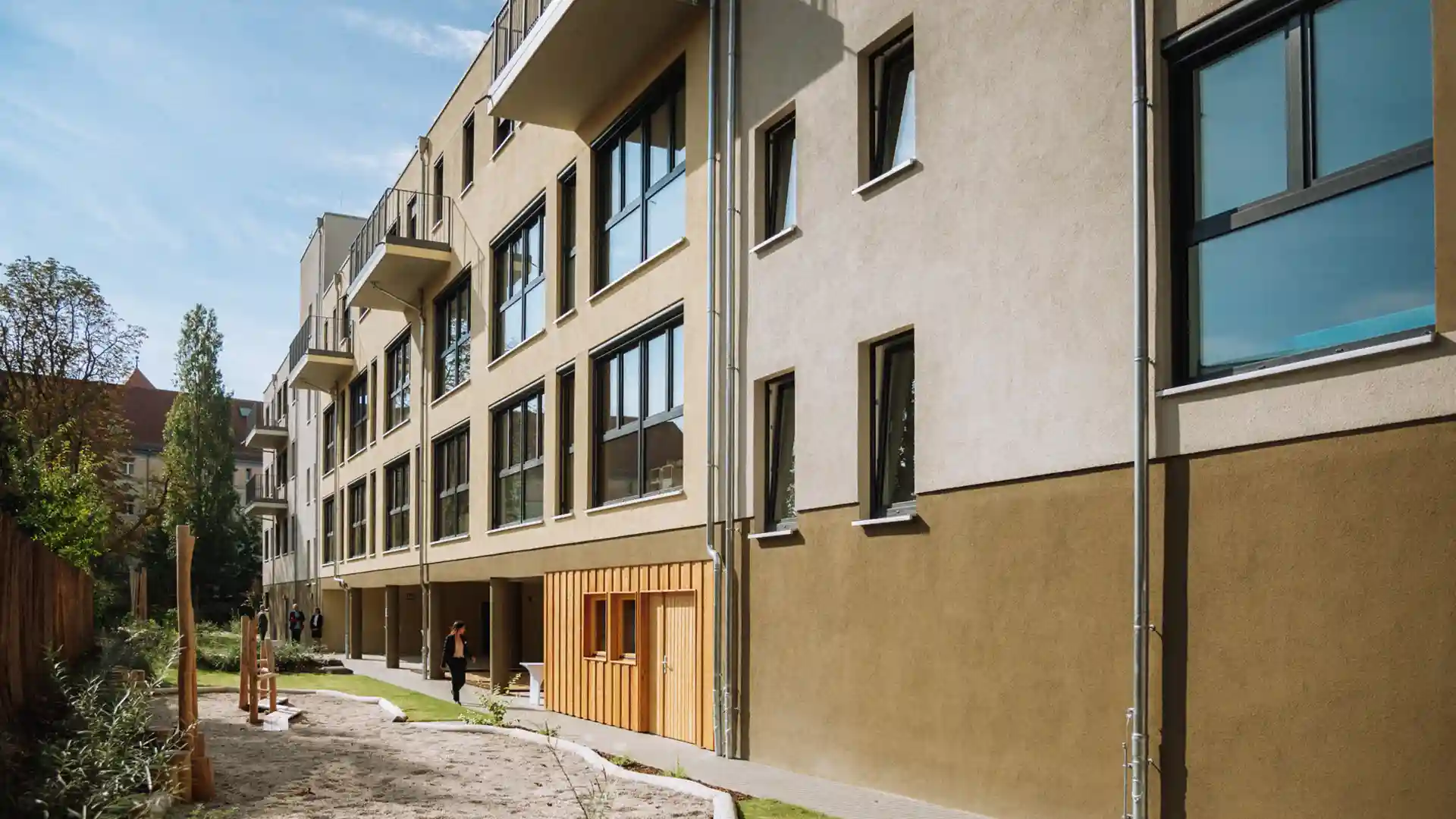 Eröffnung, Kita Hochhinaus, Mogli & JoSchua, Stöckelstraße 37-41, Leipzig, Galerie