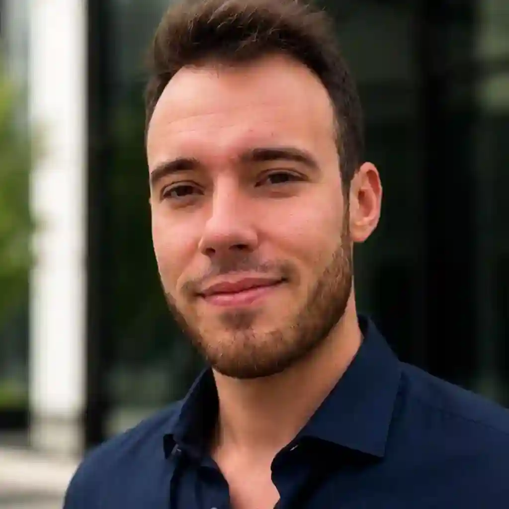Max Malios, Profilbild